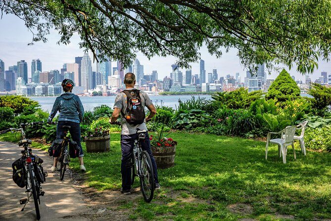 Guided Bicycle Tour - Toronto Waterfront, Island and Distillery - Getting started at 11 Gristmill Lane (and what that means for your day)