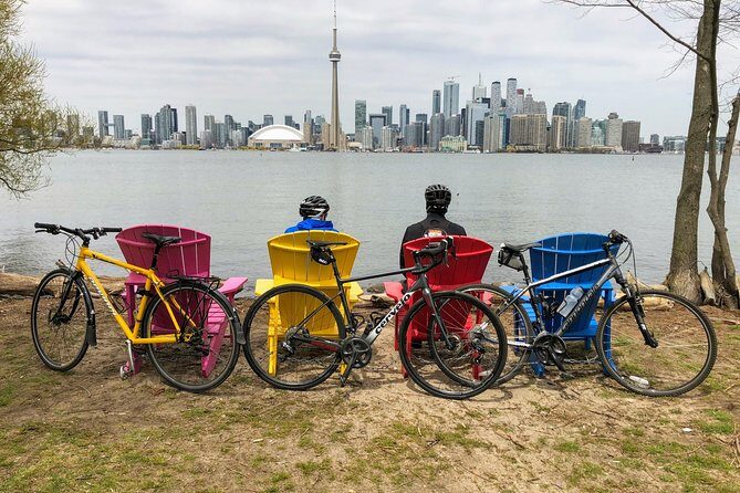 Guided Bicycle Tour - Toronto Waterfront, Island and Distillery - Harbourfront Centre and the Toronto Music Garden: instant orientation, no stress
