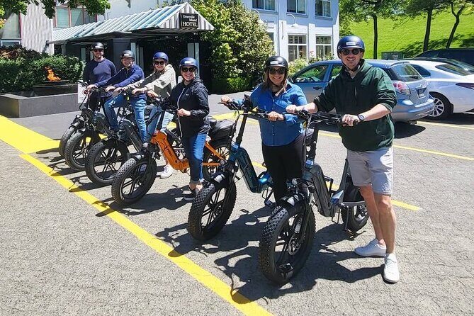 Guided E-Bike Tour Stanley Park and Hidden Gems - Small Groups - Beach moments: Third Beach and Second Beach pass-by stops