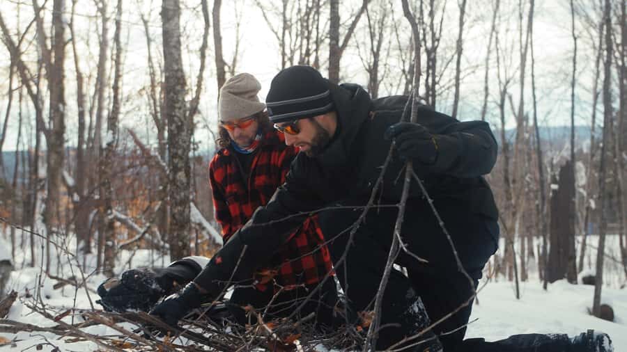 Guided Snowshoe Tour in Mont-Tremblant - Gear Up Fast: Snowshoes, a 2-Hour Schedule, and a Small-Group Pace