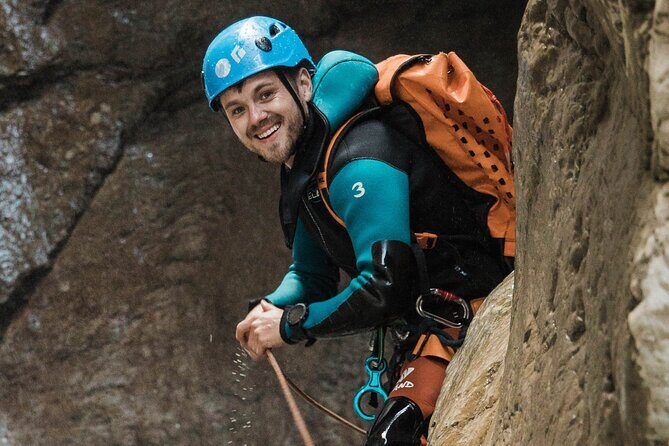 Half Day Heart Creek Canyon - Near Banff & Canmore- For Beginners - The rappel workshop: your confidence ramp