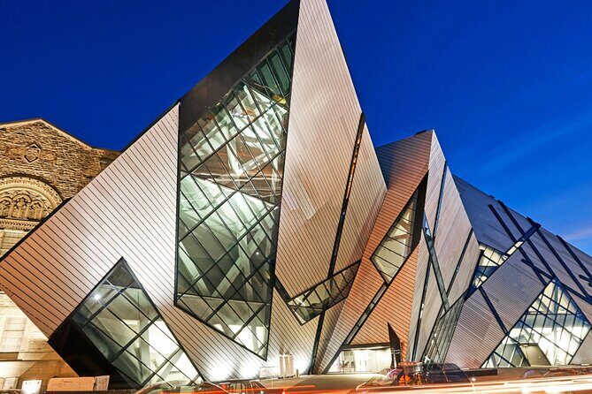 Half-Day Private Tour of Toronto with Pick Up - St. Lawrence Market: Free Entry, Real Food Energy