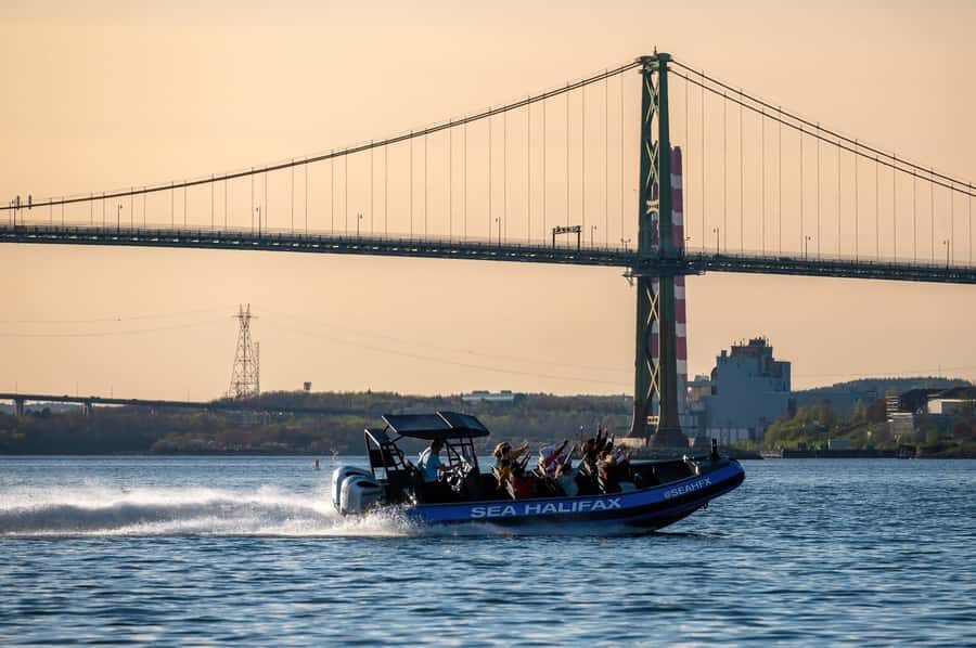 Halifax: 50-Minute Boat Tour of the Harbour - Where You Meet (And How to Show Up Ready)