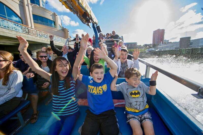 Halifax: Harbour Hopper City & Water Cruise in a Duck Boat - Where to Meet and What the Start Feels Like