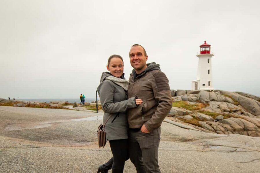 Halifax: Peggy's Cove, Citadel and Titanic Cemetery Tour - Peggy’s Point Lighthouse and the Peggy’s Cove free-time plan