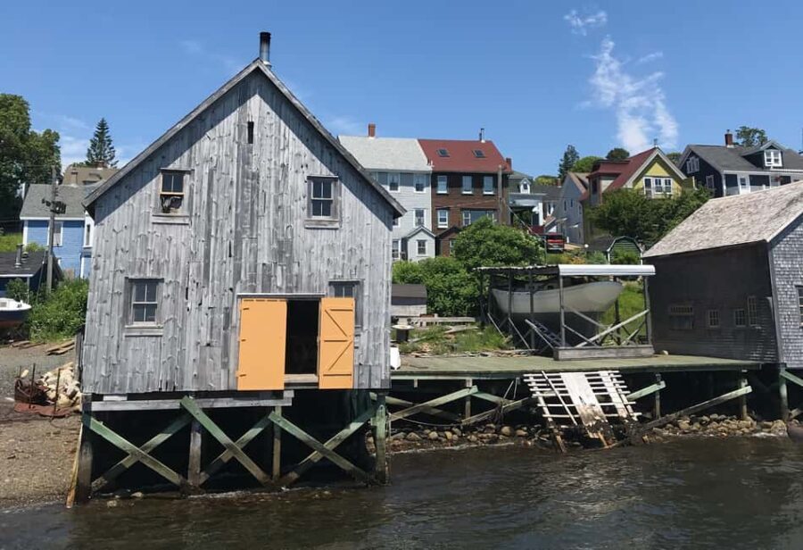 Halifax: Peggy's Cove, Lunenburg, and Annapolis Valley Tour - Lunenburg Historic District: where the colors come with context