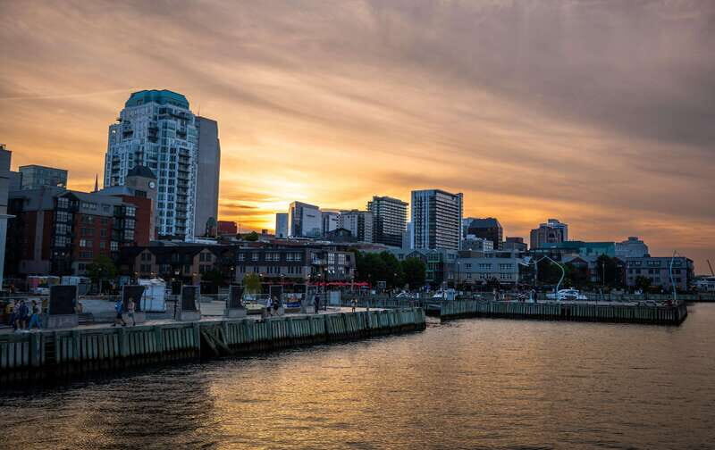 Halifax Sunset Cruise Aboard the Tall Ship Silva - Cable Wharf start: finding the Tall Ship Silva quickly