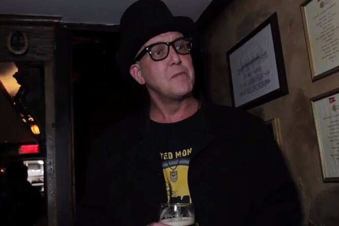 Haunted Montreal Pub Crawl - Stop 2: Sir Winston Churchill Pub and Nick Auf de Mar’s Legend
