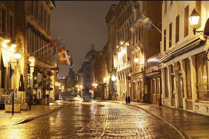 Haunted Old Montreal - Champs-de-Mars: the longer stop with more to keep track of