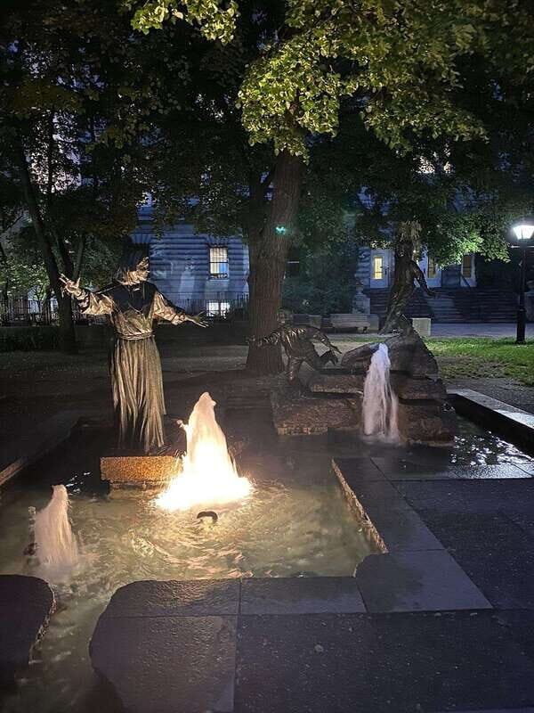 Haunted Old Montreal Ghost Walking Tour - Old Montreal’s “haunted neighborhood” vibe: why the streets feel different