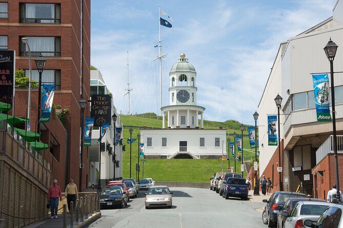 Historic Halifax by Foot - Halifax Public Gardens: Victorian calm with real names and monuments