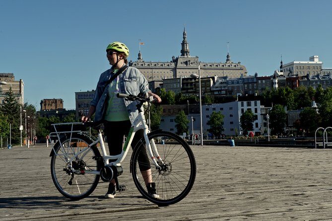 Historical Lower Town & Neighborhoods Bike Tour - Old Port waterfront: views that make the ride feel worthwhile