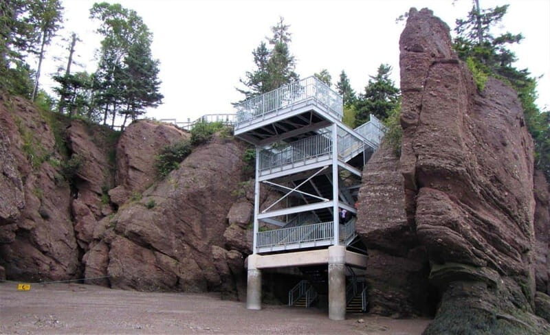 Hopewell Cape: Hopewell Rocks Admission - Why the Bay of Fundy tide change feels like a time switch