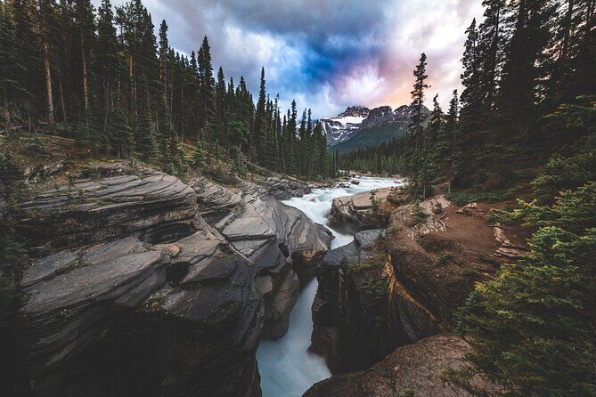 Icefields Parkway Highlights & Secrets | Award-Winning Adventure - Guides, group size, and why the $217 price can make sense