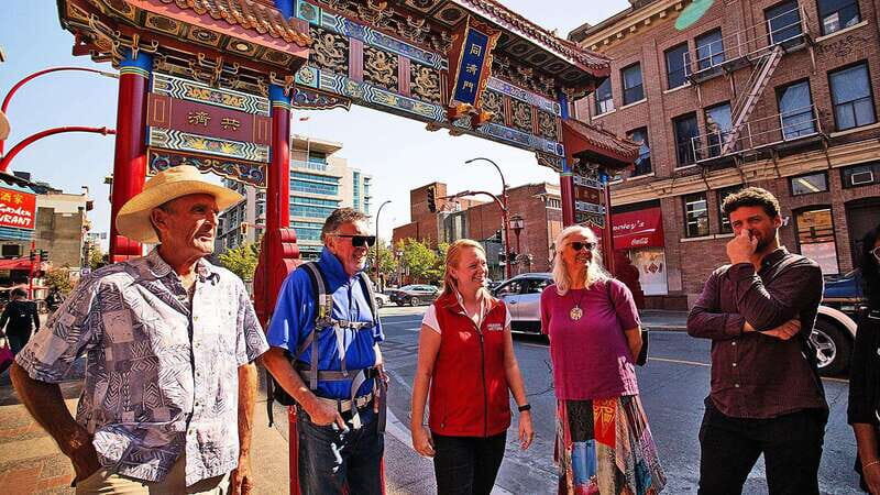 Iconic & Obscure Victoria Walking Tour - Who this tour suits best