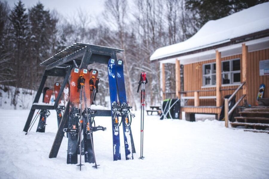 Jacques-Cartier National Park: Skiing Excursion - The lodge start: gear fitting and ski-shoe basics that actually make sense