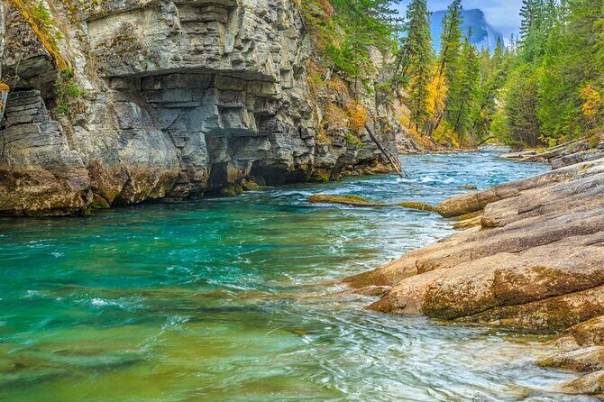 Jasper and Columbia Skywalk Icefield Parkway Private Day Tour - Athabasca Falls and Sunwapta Falls: free waterfall time that doesn’t waste the day