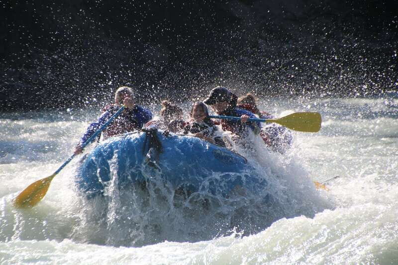 Jasper: Athabasca River Mile 5 Whitewater Rafting Tour - Old Fort Point Finish: You’ll Be Wet, Then Back in Jasper Fast