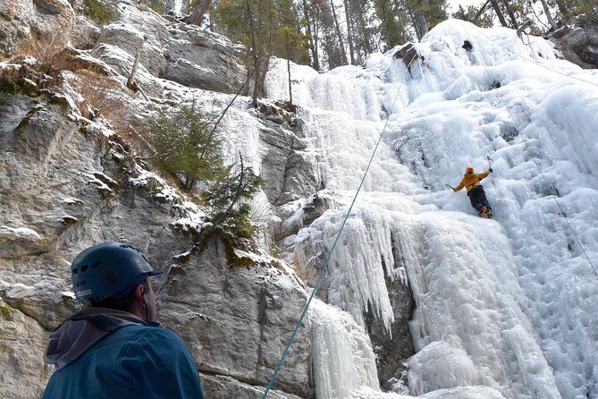 Jasper Ice Climbing Experience - Entering The Day: Meeting Point, Timing, and the Easy Start