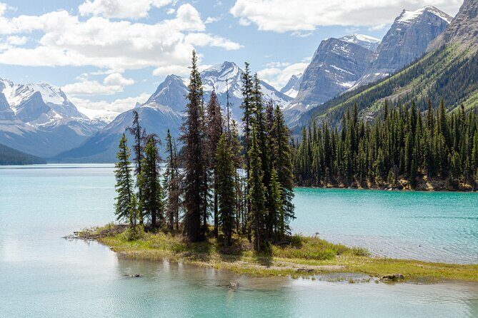 Jasper National Park Tour Maligne Valley, Medicine Lake with Walk - Practicalities that help your day start smoothly