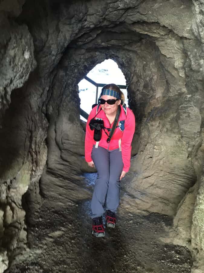 Johnston Canyon: Banff National Park - First Stop: Meet at Black Swift Bistro and Get Your Bearings