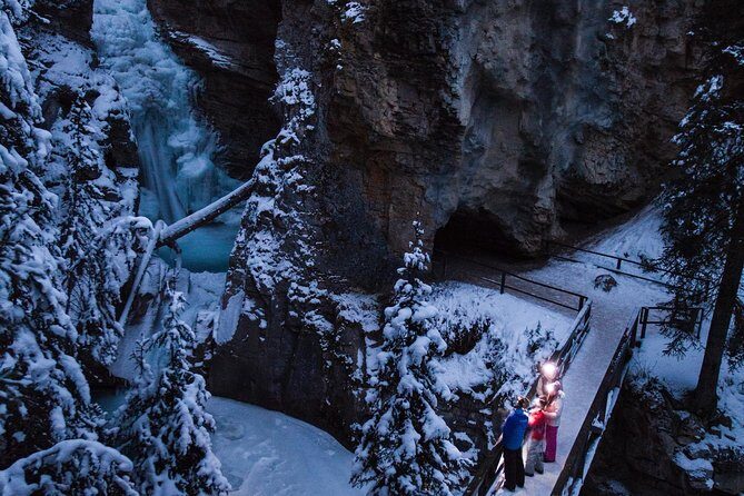 Johnston Canyon Evening Icewalk - Getting to the Trailhead: A Guided Route With Geology Lessons