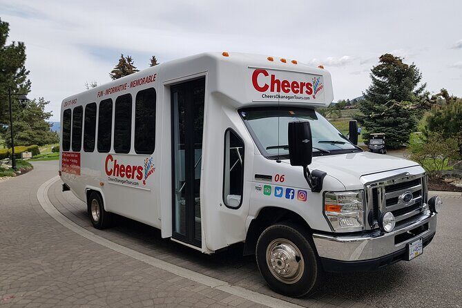 Kelowna Airport to SilverStar Ski Shuttle - Kelowna Airport to SilverStar: What the 2-hour transfer is really like