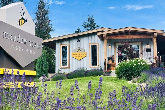 Kelowna E-Bike Bee Tour, Tastings, Organic Lunch & Audio Guide - Getting Oriented at Lakeside Eco-Sports in Kelowna