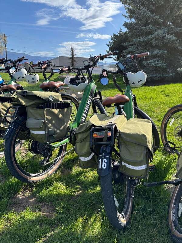 Kelowna: E-Bike Ride and Axe Throwing Adventure - Price and Value: What $84 Buys You in Real Time