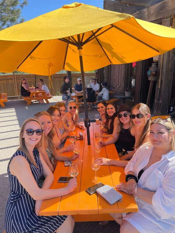Kelowna: East Kelowna Full Day Guided Wine Tour - Lunch at Maestro’s Mediterranean Restaurant and Terrace (about 1.5 hours)