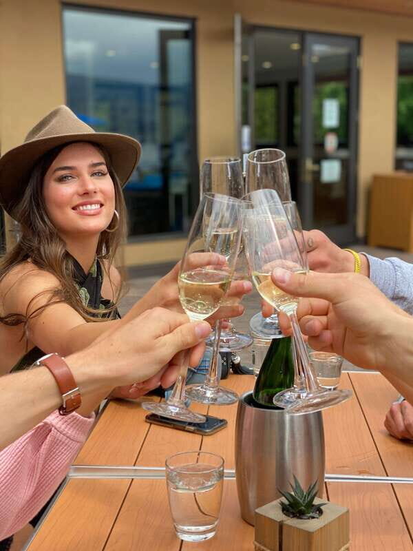 Kelowna: East Kelowna Half Day Guided Wine Tour - The 4-hour itinerary: what each stop is really like