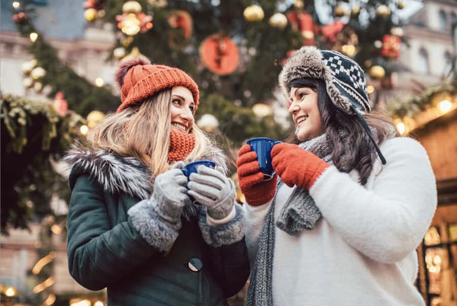 Kelowna Fireside Warm-Up: Wine Tasting, Smores & Mulled Wine - Fireside s’mores and mulled mead: the easy pairing that works