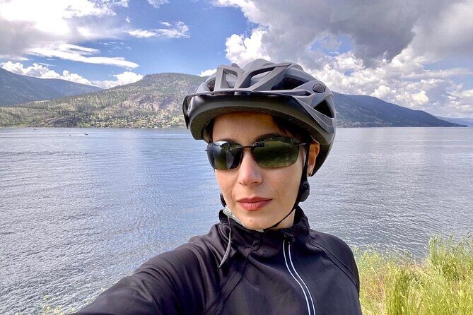 Kelowna: Okanagan Lake Views Guided E-Bike Tour with Picnic - Picnic value: local produce, artisan charcuterie, and a real pause