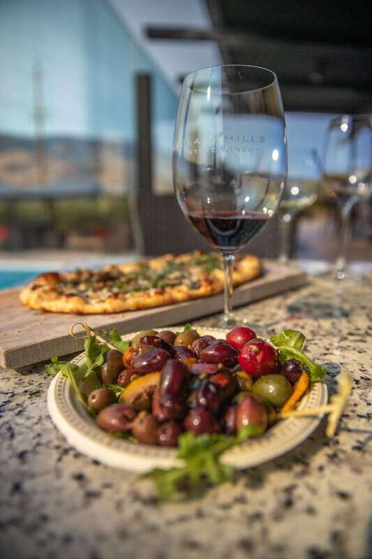 Kelowna: Sunset Sip Wine Tour - Stop 2: Frind Estate Winery in West Kelowna (45 minutes)