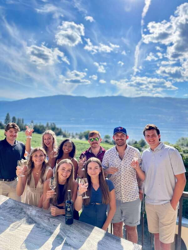 Kelowna: West Kelowna Full Day Guided Wine Tour - How the guide and concierge vibe changes the day