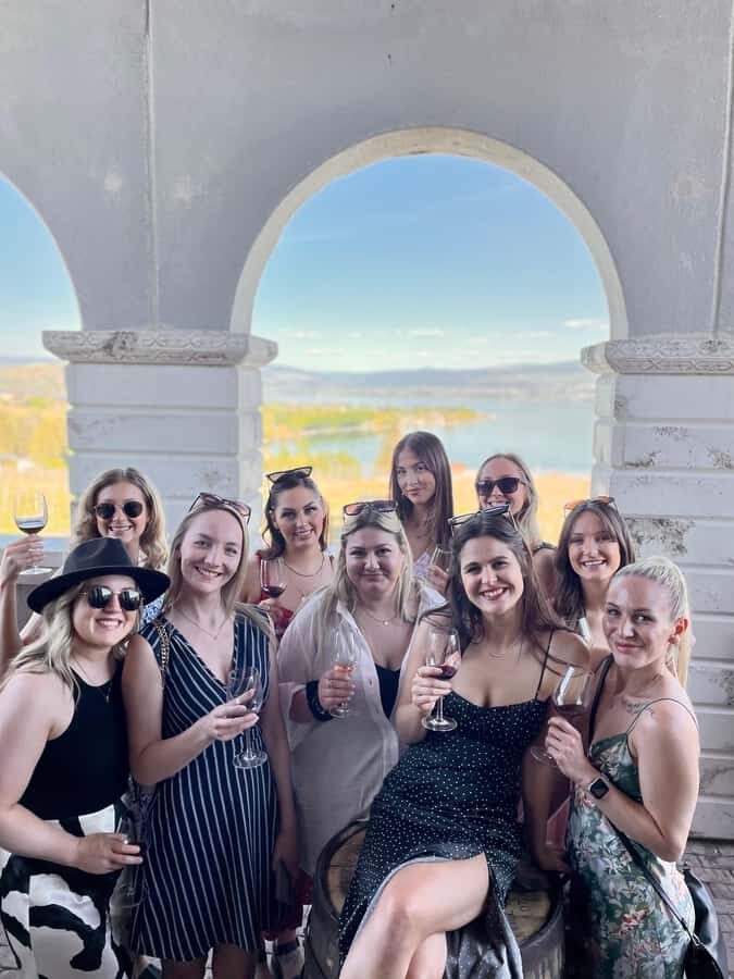 Kelowna: West Kelowna Half Day Guided Wine Tour - West Kelowna in Half a Day: Views Plus Real Wine Time