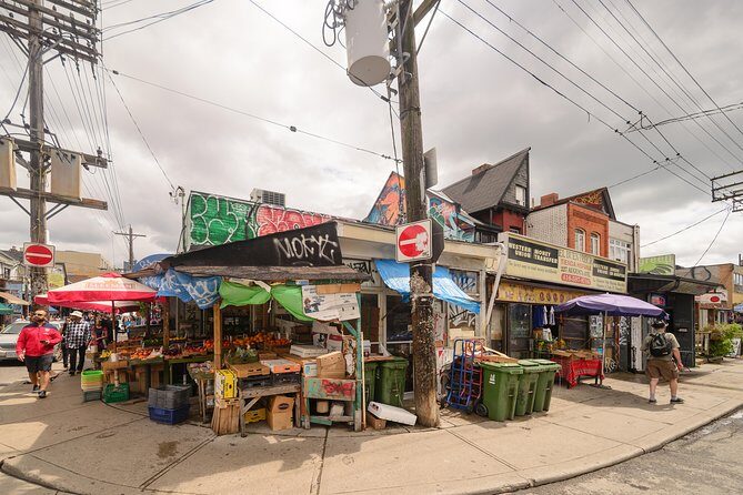 Kensington Market and Chinatown: A Self-Guided Tour - Grange Park and the AGO connection: the past under your feet