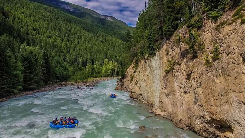 Kicking Horse River: Whitewater Rafting Experience - Meeting Golden, BC: Where Your Day Starts