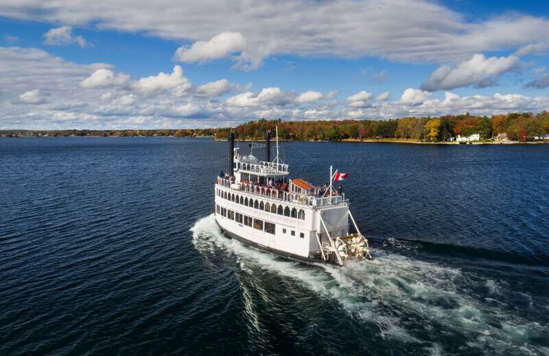 Kingston: Brunch Cruise of Thousand Islands - Onboard layout: where the views and seating really matter