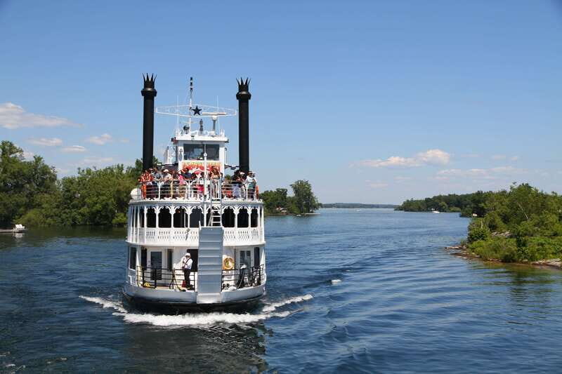 Kingston: Brunch Cruise of Thousand Islands - Brunch onboard: plated courses, drink upgrades, and dietary requests