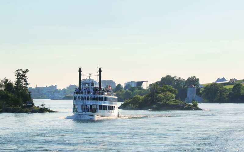Kingston: Brunch Cruise of Thousand Islands - The Thousand Islands route: what you’ll likely see from the water