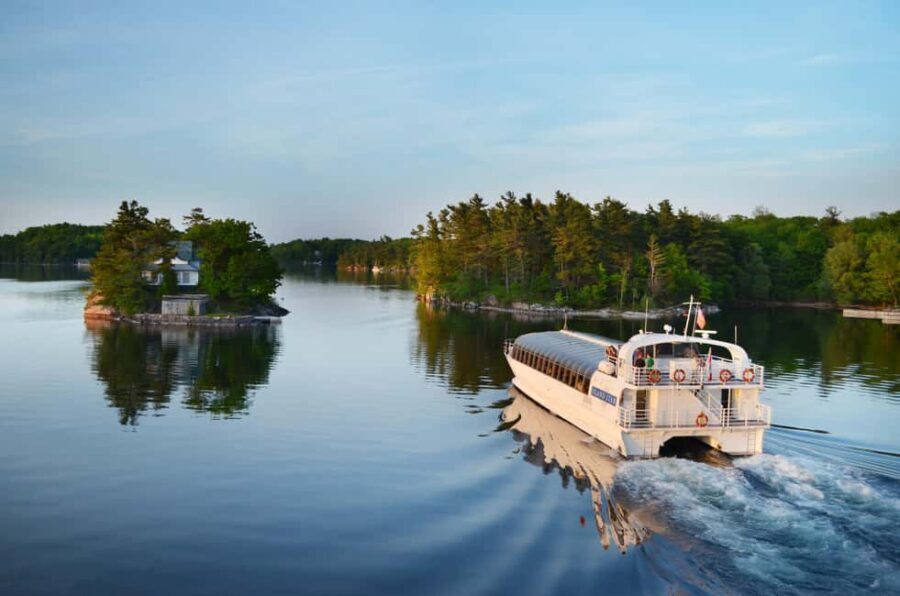 Kingston: Lunch Cruise of Thousand Islands - Boarding in Kingston: 1 Brock Street to Crawford Wharf, done the easy way