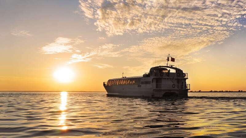 Kingston: Sunset Dinner Cruise - Island Queen vs Island Star: How the Ship Changes Your Experience