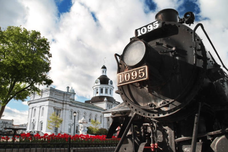 Kingston: Trolley City Tour - A red trolley ride through Kingston’s downtown “in-between” sights