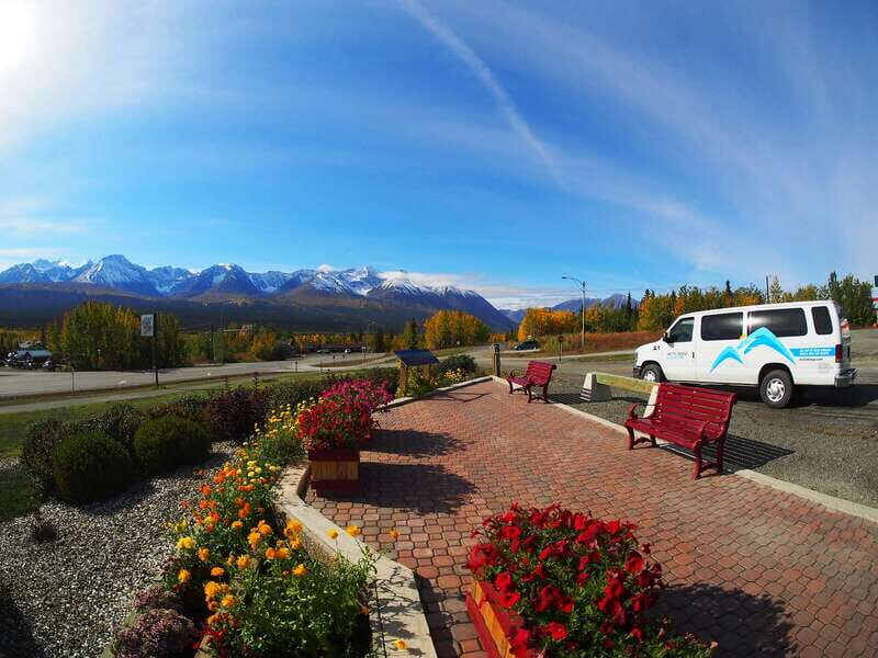 Kluane National Park: Full Day Tour - Kathleen Lake Stop: The Photo Moment That Makes the Day Click