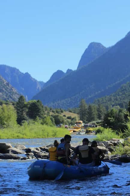 Kremmling: Colorado River Rafting With Hot Springs - The pre-rafting bus ride (25 minutes) and why it sets the tone