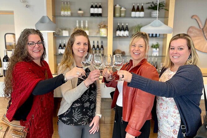 Lake Country Half Day Guided Wine Tour With 4 Wineries - Why this half-day route works in the Okanagan
