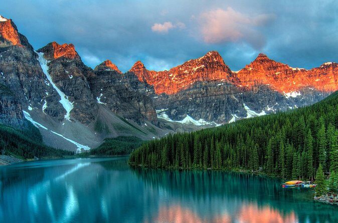 Lake Louise and Moraine Lake Golden Hour Tour - Stop 2: Moraine Lake in the Valley of the Ten Peaks