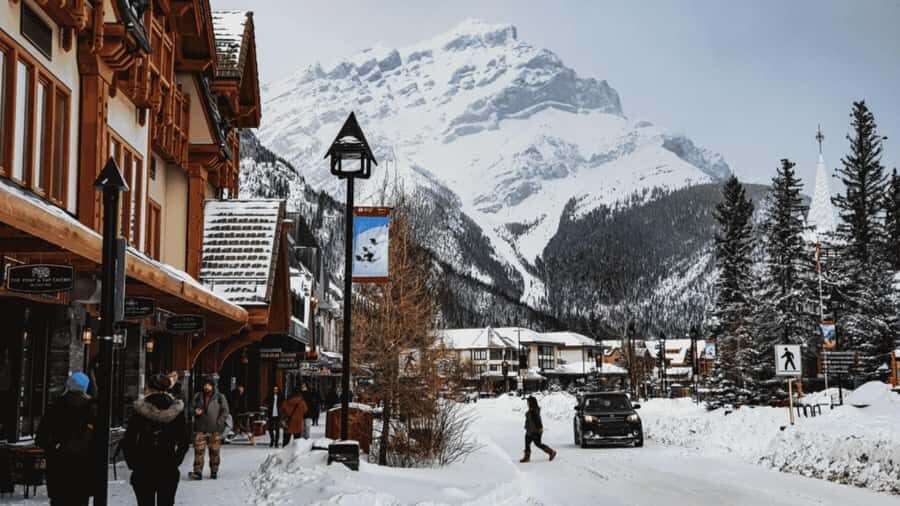 Lake Louise, Moraine, & Emerald: From Calgary/Canmore/Banff - Walking, Weather, and Comfort: The Real-World Considerations