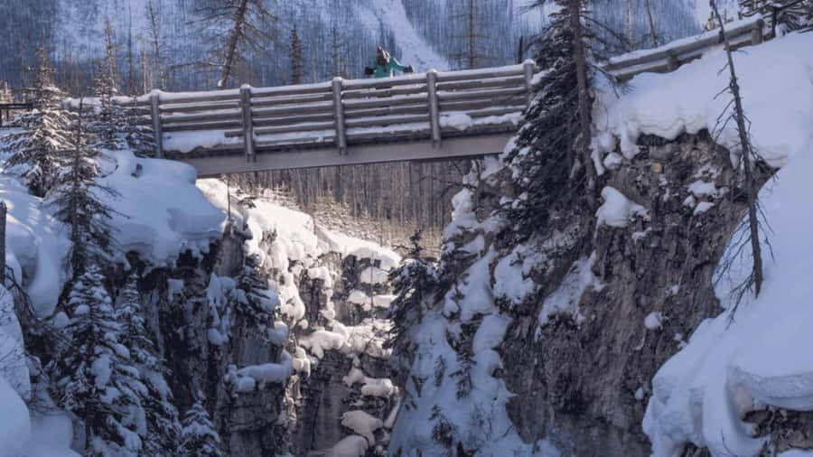 Lake Louise, Moraine, & Emerald: From Calgary/Canmore/Banff - The Start: Pickup Options and a Comfortable Ride